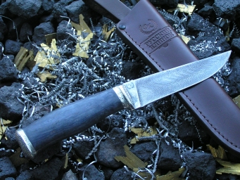 Нож Коготь (Торцевой дамаск, стаб. карельская береза, мельхиор)
