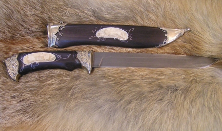 Нож Лис (Булат, граб, художеств. литье, вставки из резной кости)